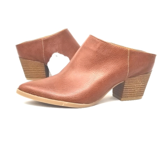 Universal Thread Shoes - Universal Thread Brown Mules size 7.5